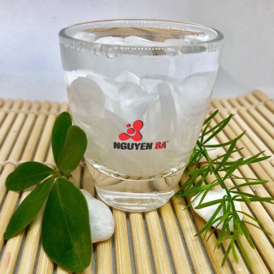 Cánh hoa màu trắng